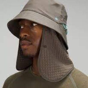 NWT Fleece-Lined Convertible Hiking Bucket Hat